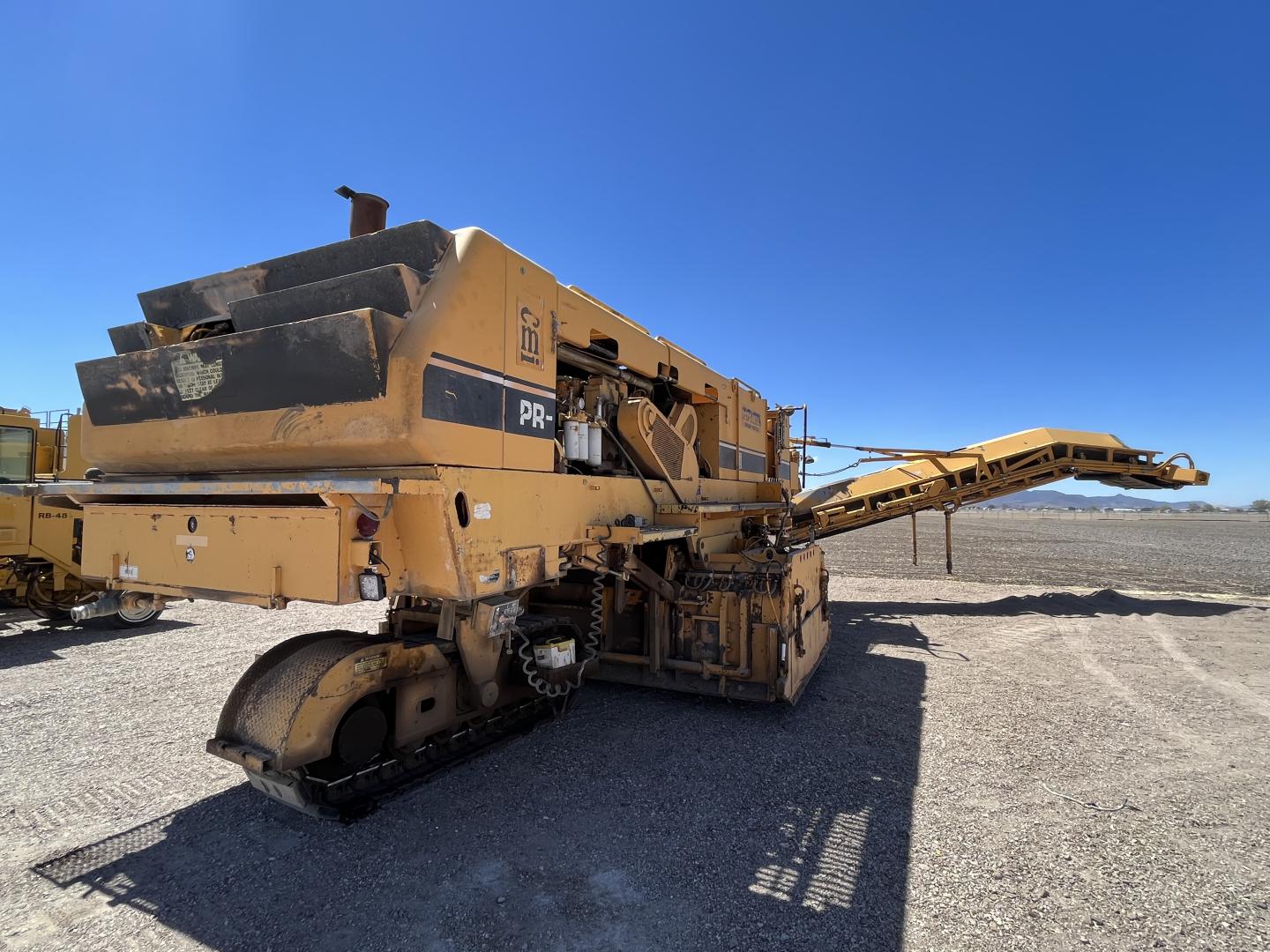 ./imagenes/INVOICE/2019/16581/RECUPERADORA DE ASFALTO CMI PR-800-71-2 (24).JPG